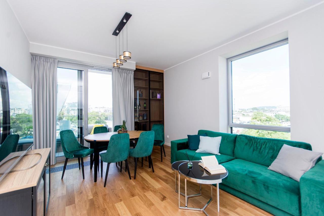 Yacht Park Rentyear Apartments Gdynia Ngoại thất bức ảnh