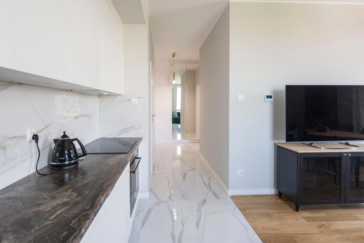 Yacht Park Rentyear Apartments Gdynia Ngoại thất bức ảnh
